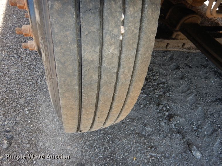 image for item DI6653 2002 Chevrolet Blue Bird  school bus