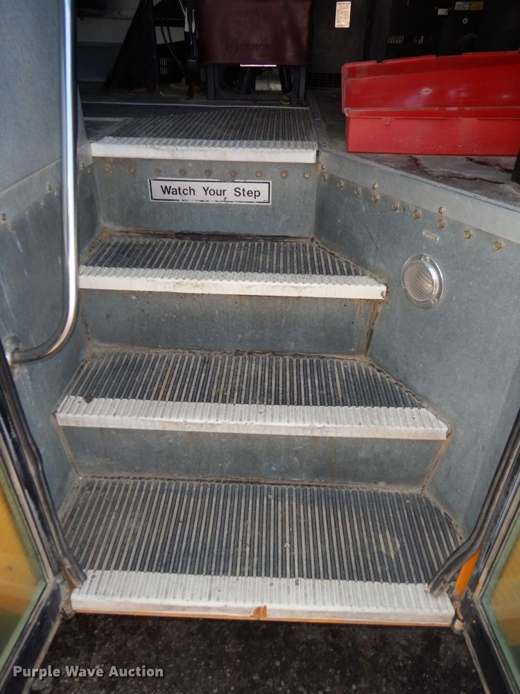 image for item DI6653 2002 Chevrolet Blue Bird  school bus