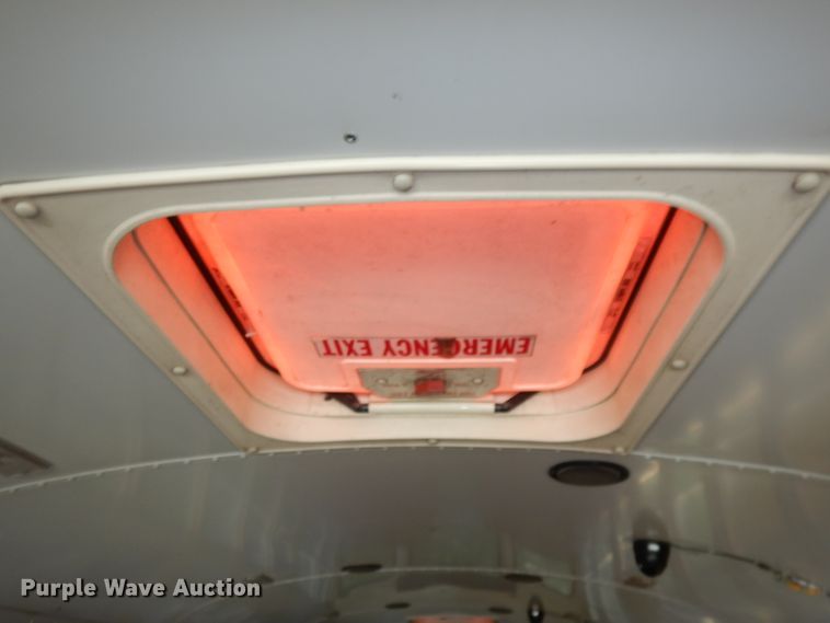 image for item DI6653 2002 Chevrolet Blue Bird  school bus