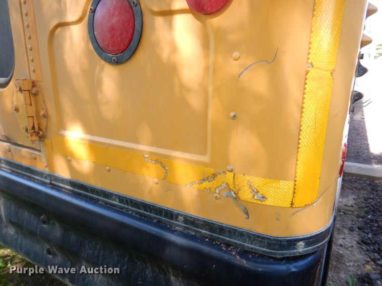 image for item DI6653 2002 Chevrolet Blue Bird  school bus