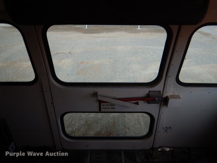 image for item DL0505 1997 Ford B800  school bus