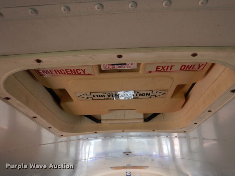 image for item DL0505 1997 Ford B800  school bus