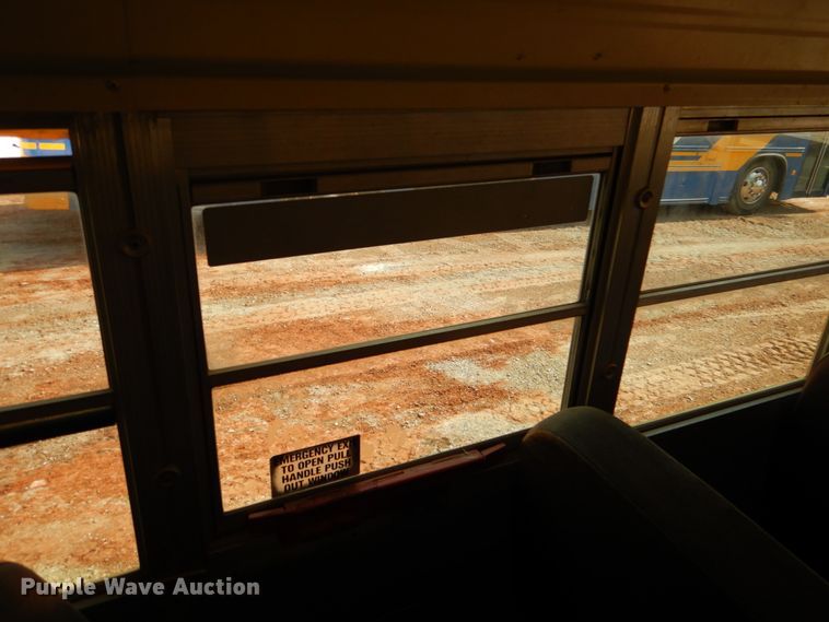 image for item DL0505 1997 Ford B800  school bus