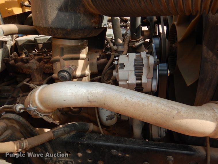 image for item DL0505 1997 Ford B800  school bus