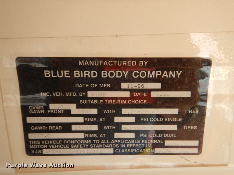 image for item DL0505 1997 Ford B800  school bus