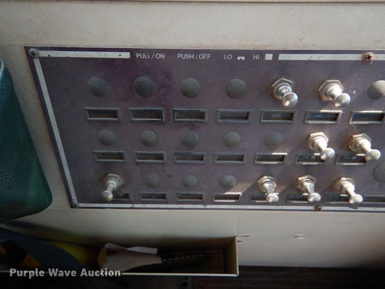 image for item DL0506 1999 Blue Bird All American RE  school bus