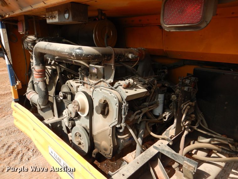 image for item DL0506 1999 Blue Bird All American RE  school bus