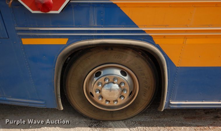 image for item DL0506 1999 Blue Bird All American RE  school bus