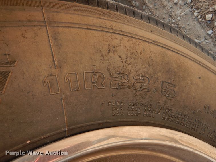 image for item DL0506 1999 Blue Bird All American RE  school bus