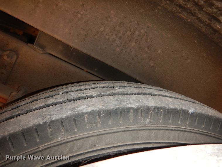 image for item DL0506 1999 Blue Bird All American RE  school bus