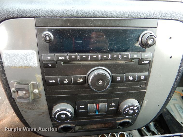 image for item DL0515 2010 Chevrolet Tahoe  SUV