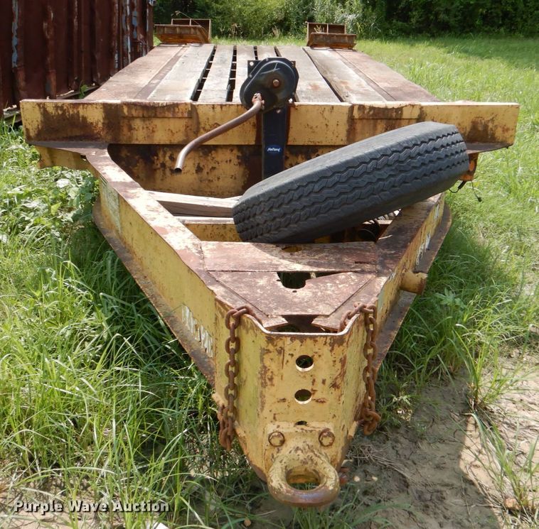 image for item DL0520 1987 Eager Beaver D9D0X  equipment trailer