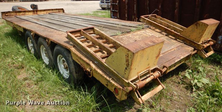 image for item DL0520 1987 Eager Beaver D9D0X  equipment trailer