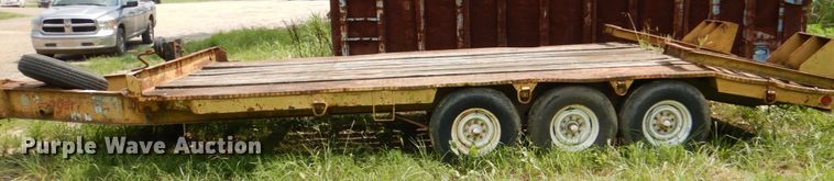 image for item DL0520 1987 Eager Beaver D9D0X  equipment trailer