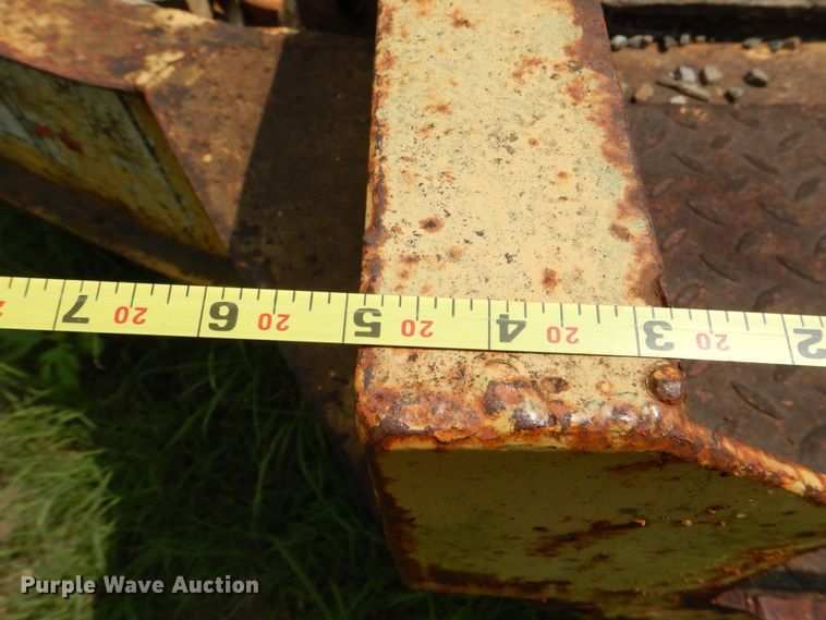 image for item DL0520 1987 Eager Beaver D9D0X  equipment trailer