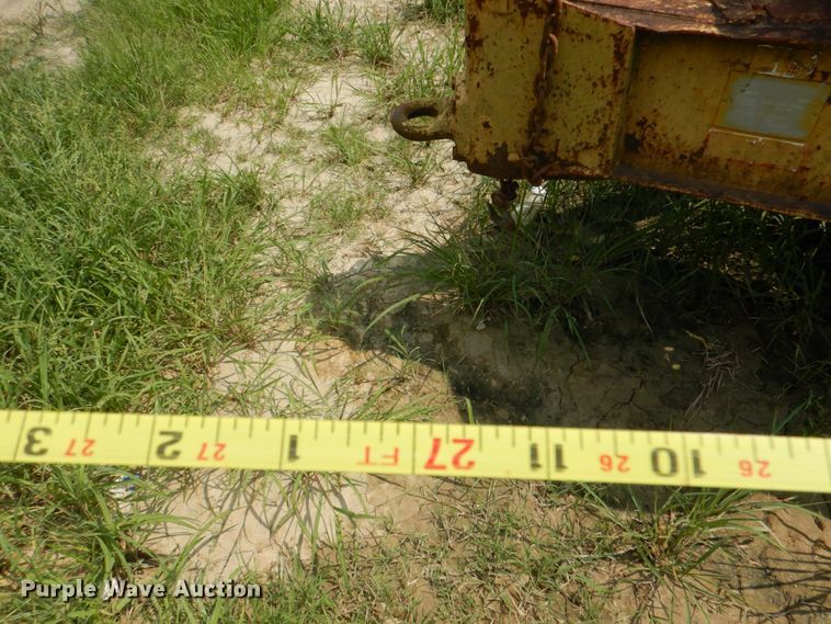 image for item DL0520 1987 Eager Beaver D9D0X  equipment trailer