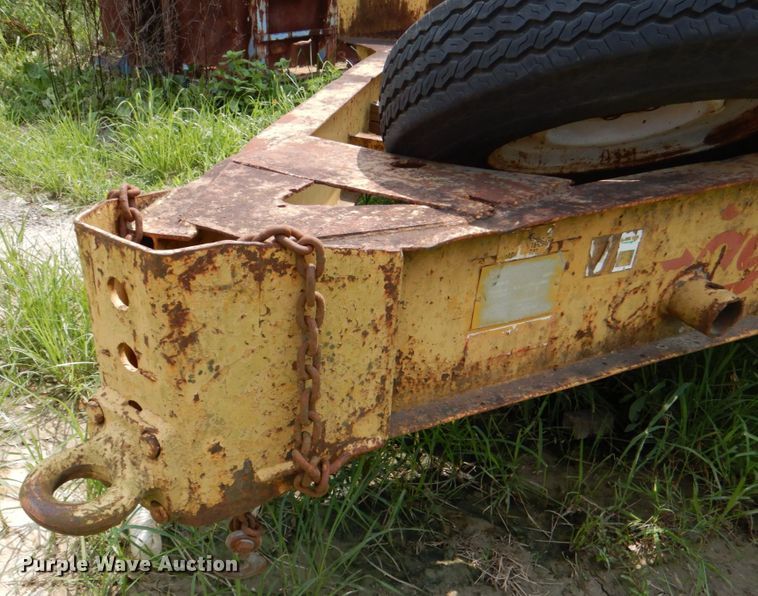 image for item DL0520 1987 Eager Beaver D9D0X  equipment trailer