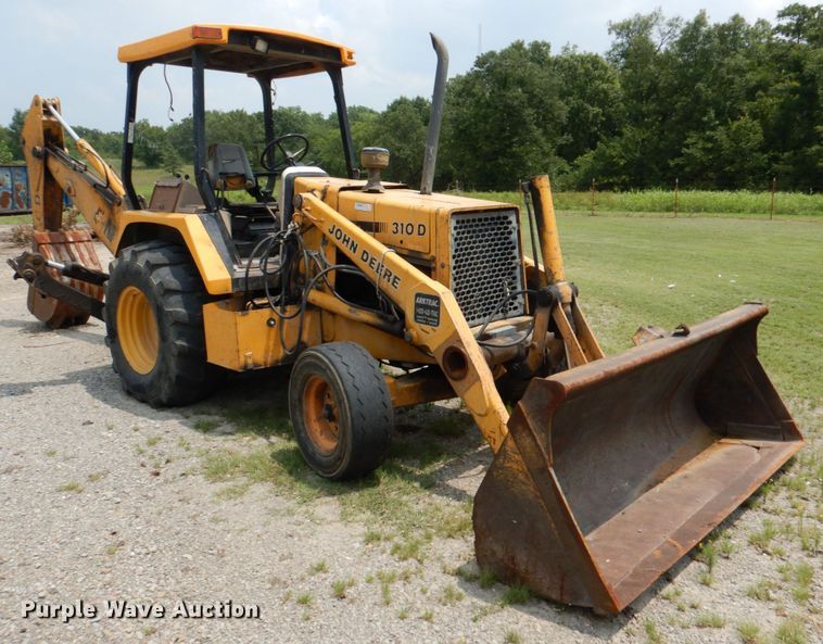 image for item DL0521 John Deere 310D  backhoe