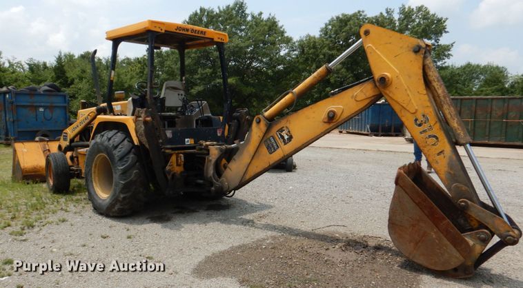 image for item DL0521 John Deere 310D  backhoe