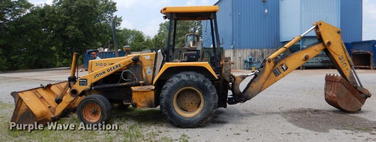 image for item DL0521 John Deere 310D  backhoe