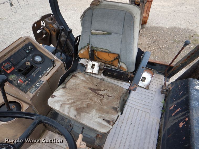 image for item DL0521 John Deere 310D  backhoe