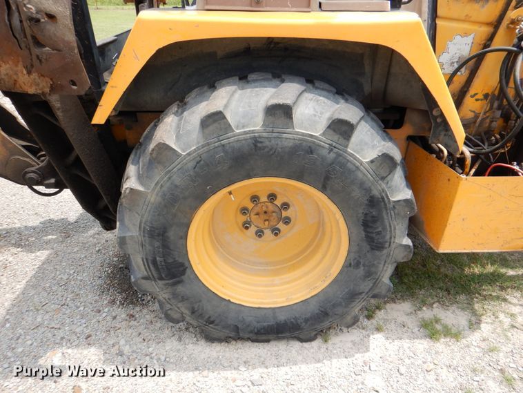 image for item DL0521 John Deere 310D  backhoe