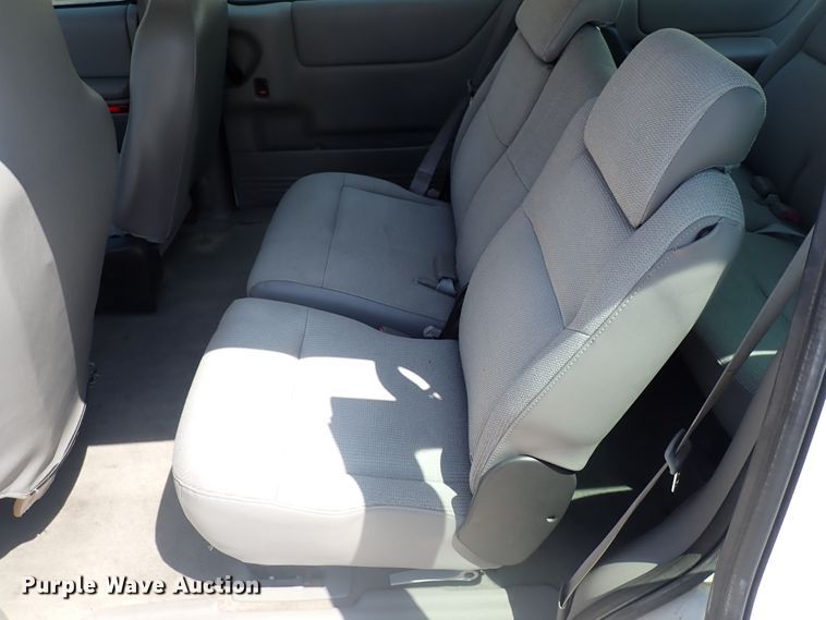 image for item DL7603 2004 Chevrolet Venture  van