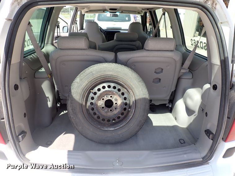image for item DL7603 2004 Chevrolet Venture  van