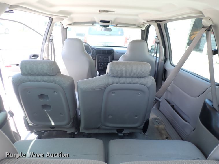 image for item DL7603 2004 Chevrolet Venture  van