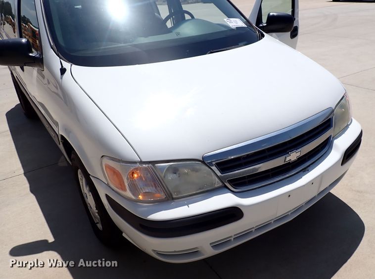 image for item DL7603 2004 Chevrolet Venture  van