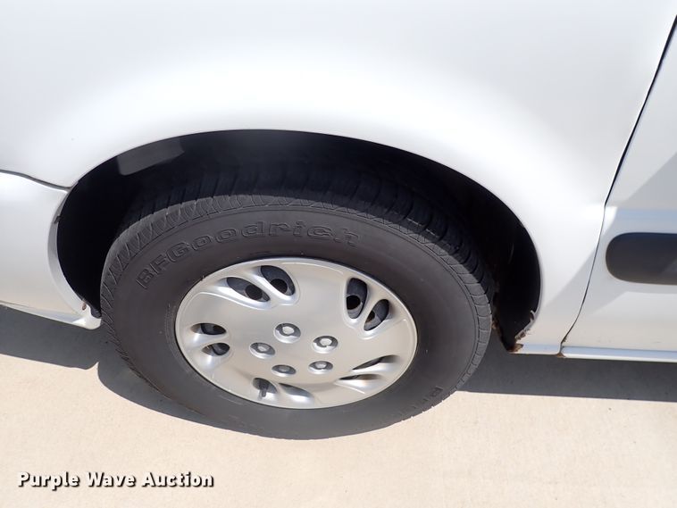 image for item DL7603 2004 Chevrolet Venture  van