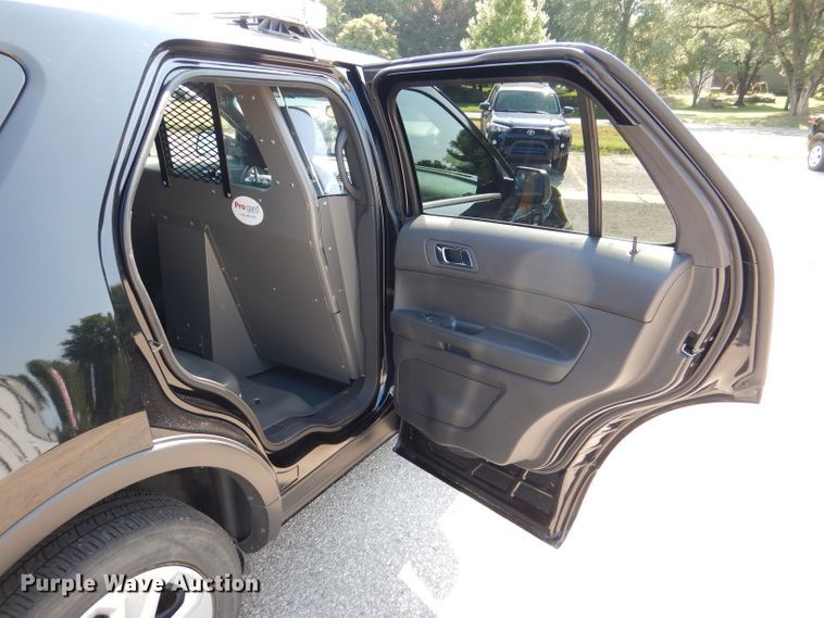 image for item DM0499 2015 Ford Explorer Police Interceptor  SUV