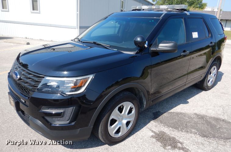 image for item DM0501 2017 Ford Explorer Police Interceptor  SUV