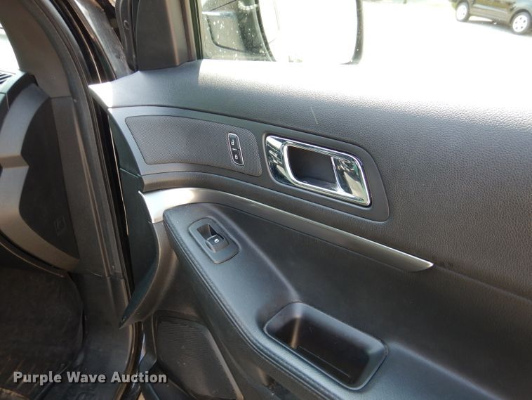 image for item DM0501 2017 Ford Explorer Police Interceptor  SUV