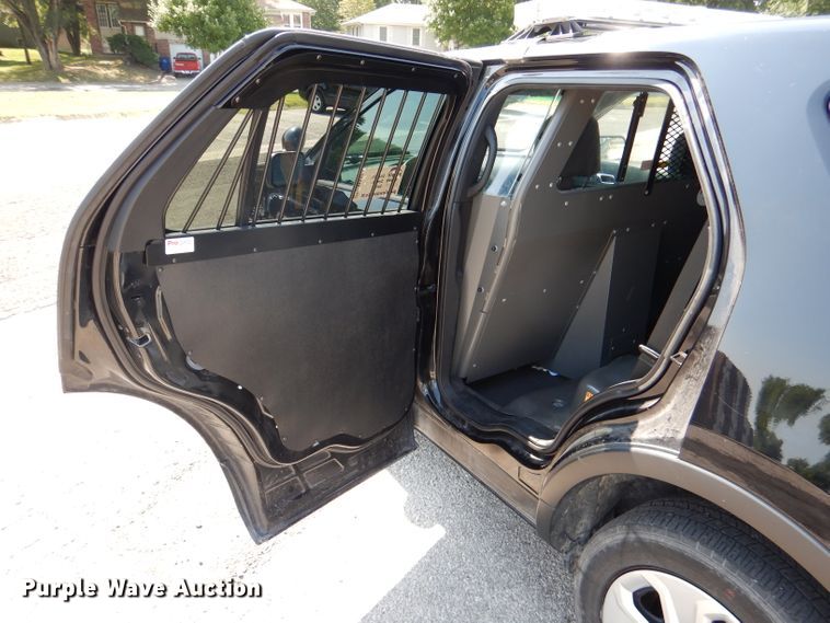 image for item DM0501 2017 Ford Explorer Police Interceptor  SUV