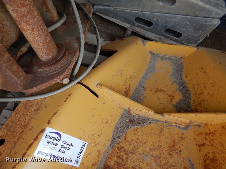 image for item DM0535 Caterpillar D7  skid plate