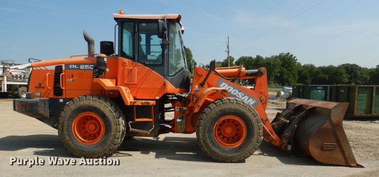 image for item DM0549 2014 Doosan DL250-3  wheel loader