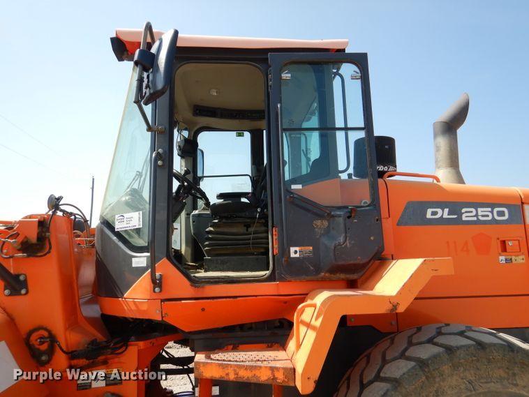 image for item DM0549 2014 Doosan DL250-3  wheel loader