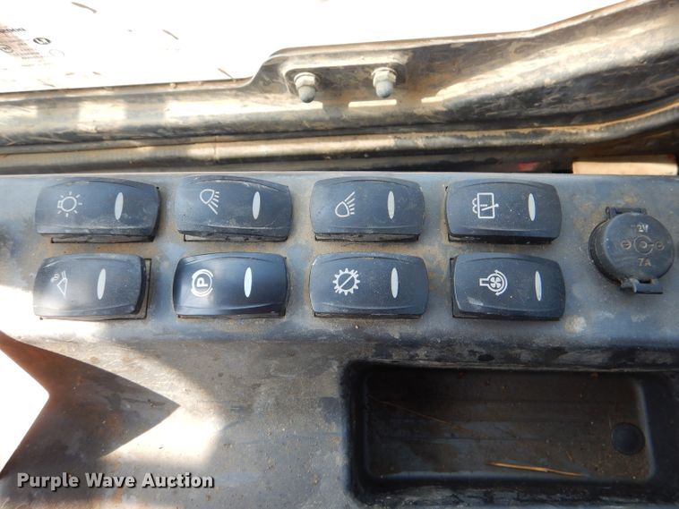 image for item DM0549 2014 Doosan DL250-3  wheel loader