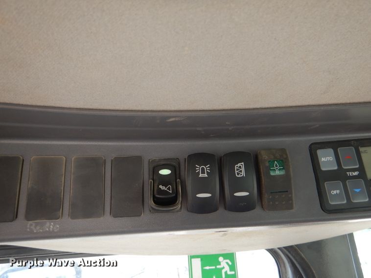 image for item DM0549 2014 Doosan DL250-3  wheel loader