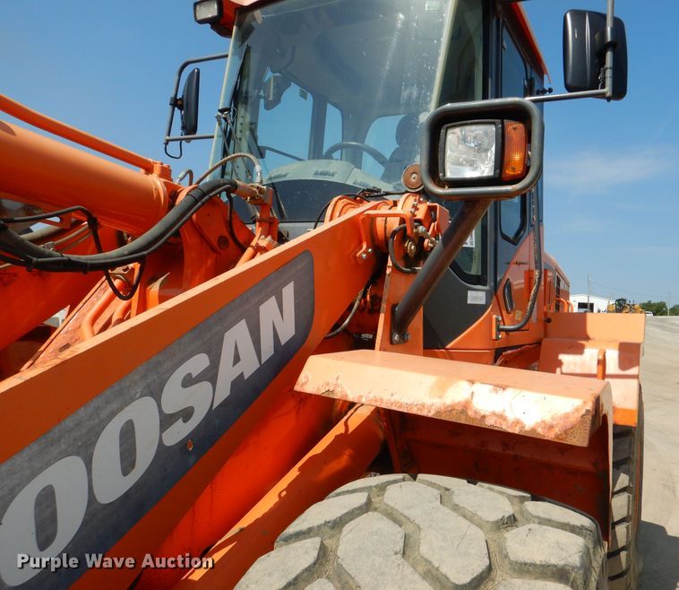 image for item DM0549 2014 Doosan DL250-3  wheel loader