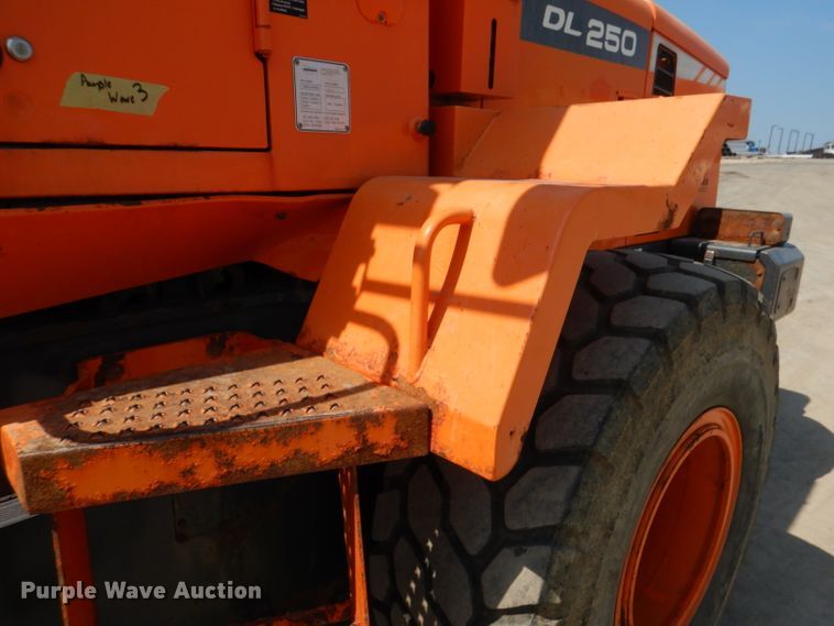 image for item DM0549 2014 Doosan DL250-3  wheel loader