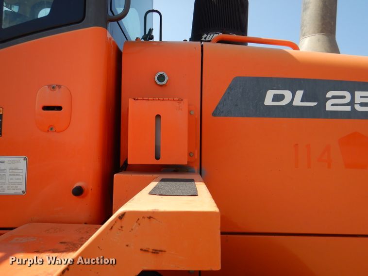 image for item DM0549 2014 Doosan DL250-3  wheel loader