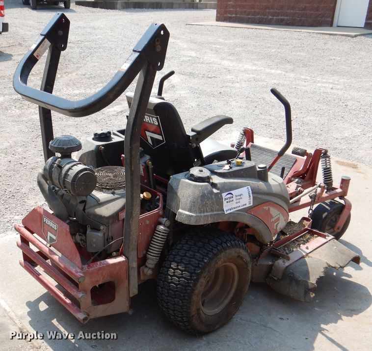 image for item DM0558 Ferris IS2000Z  ZTR lawn mower
