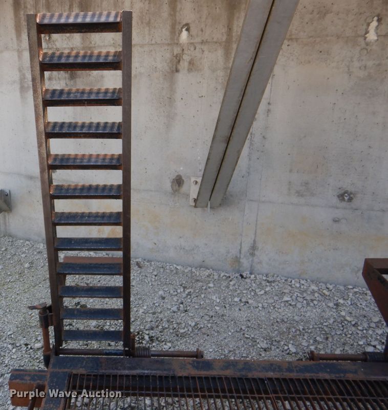 image for item DM0559 2012 Scott's Custom Trailers  equipment trailer