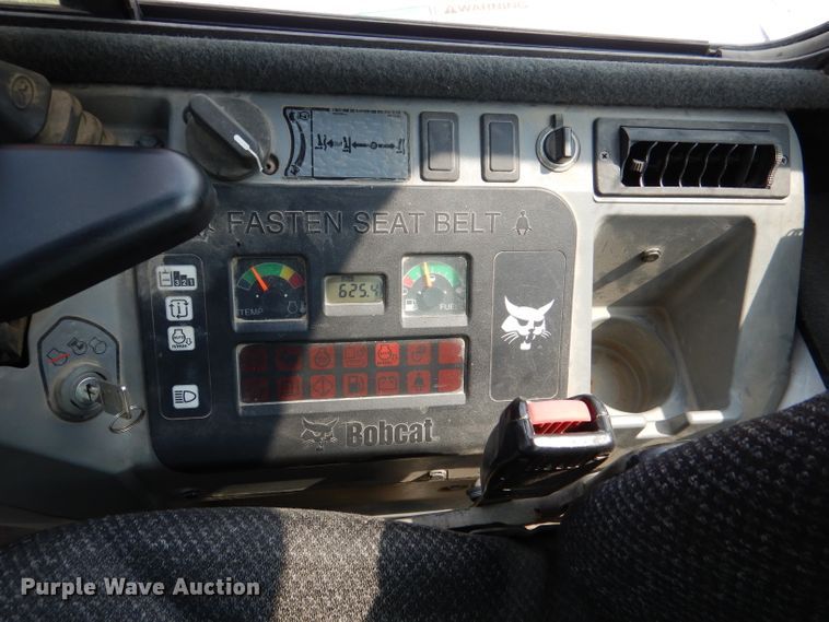 image for item DM0561 2012 Bobcat E32  mini excavator