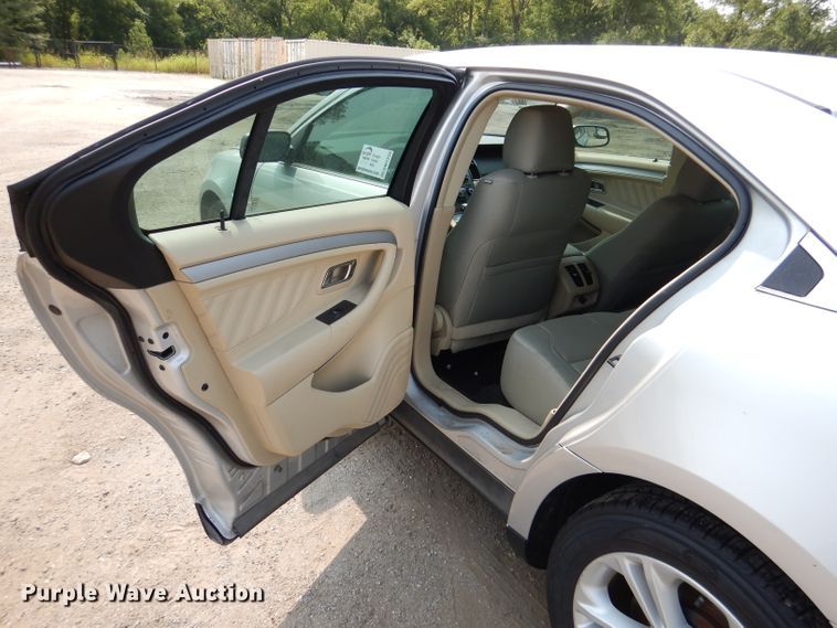 image for item DM1254 2016 Ford Taurus