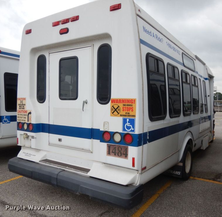 image for item DM2931 2010 Ford Econoline E450  shuttle bus