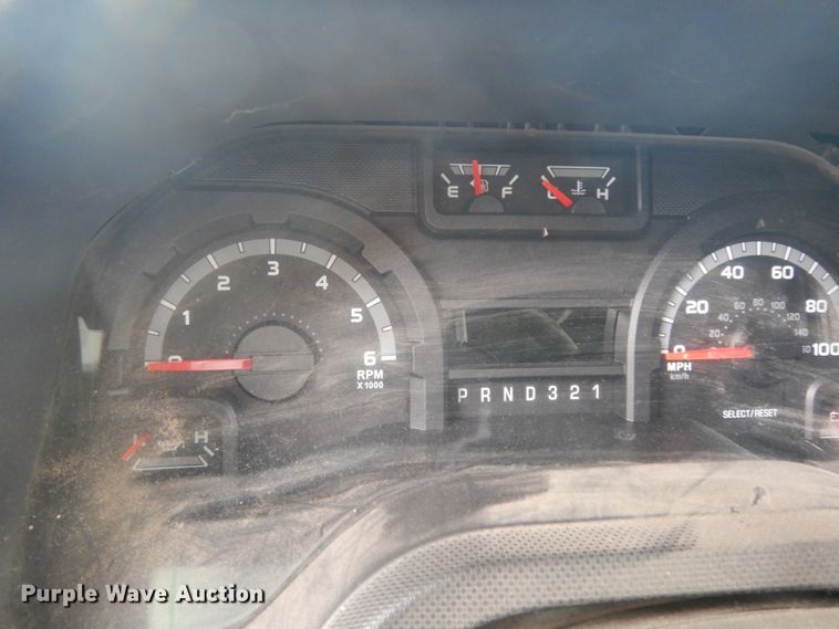 image for item DM2931 2010 Ford Econoline E450  shuttle bus