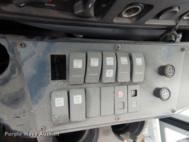 image for item DM2931 2010 Ford Econoline E450  shuttle bus